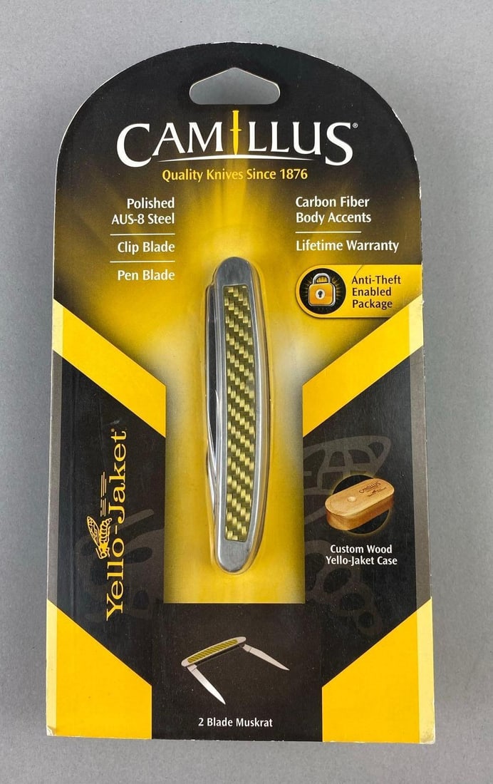 Camillus Yellow-Jaket 2 Blade Muskrat Folding Knife (1 of 2)