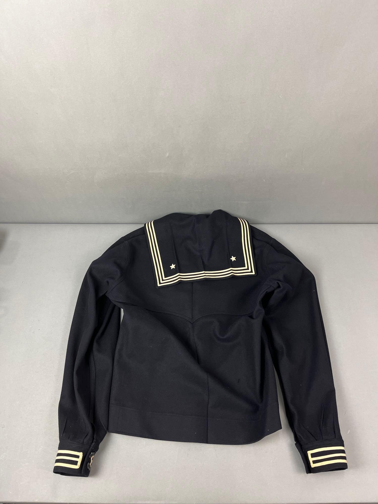 US Navy Uniform - 3