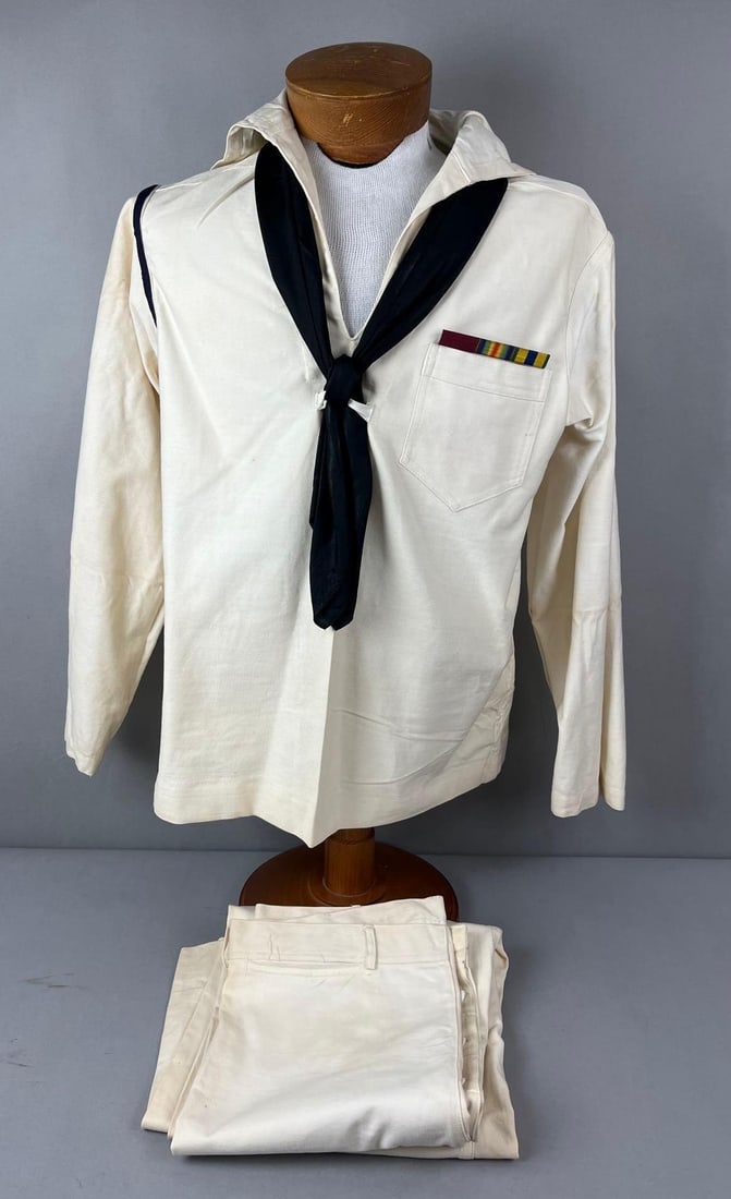 US Navy Jumper Uniform: Includes Texas homeland ribbon, pants and more.Size 44.
