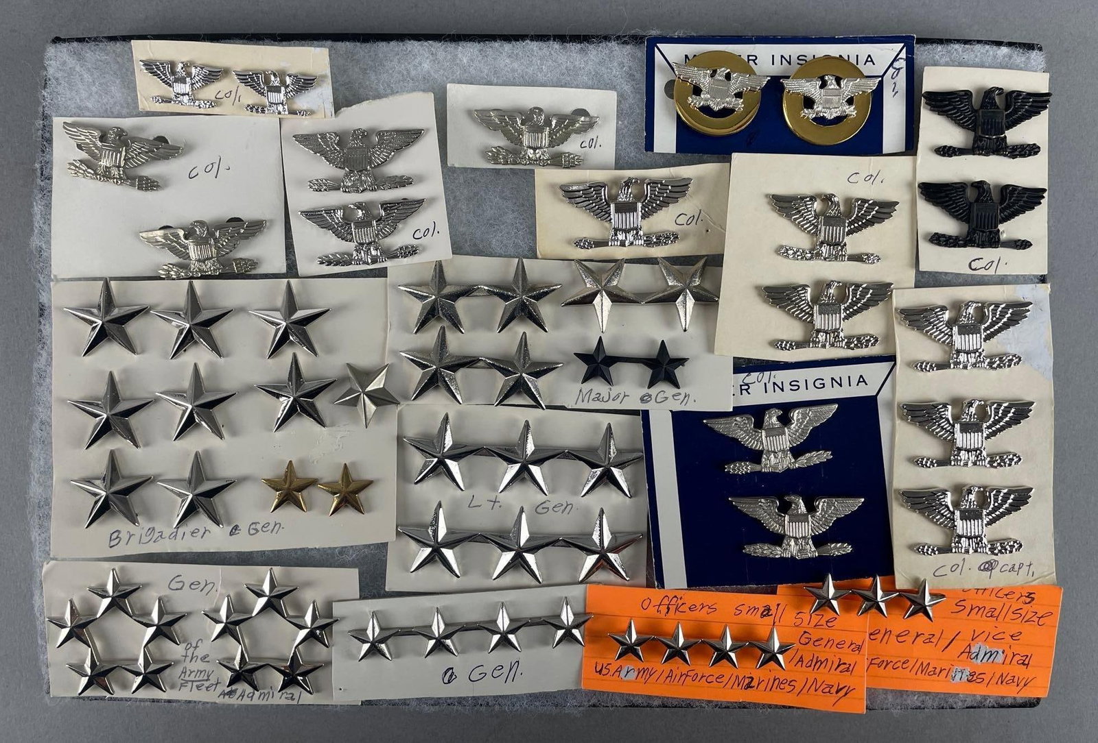 Group of U.S. Military Officers Insignia: Includes general stars, col. Eagle badges