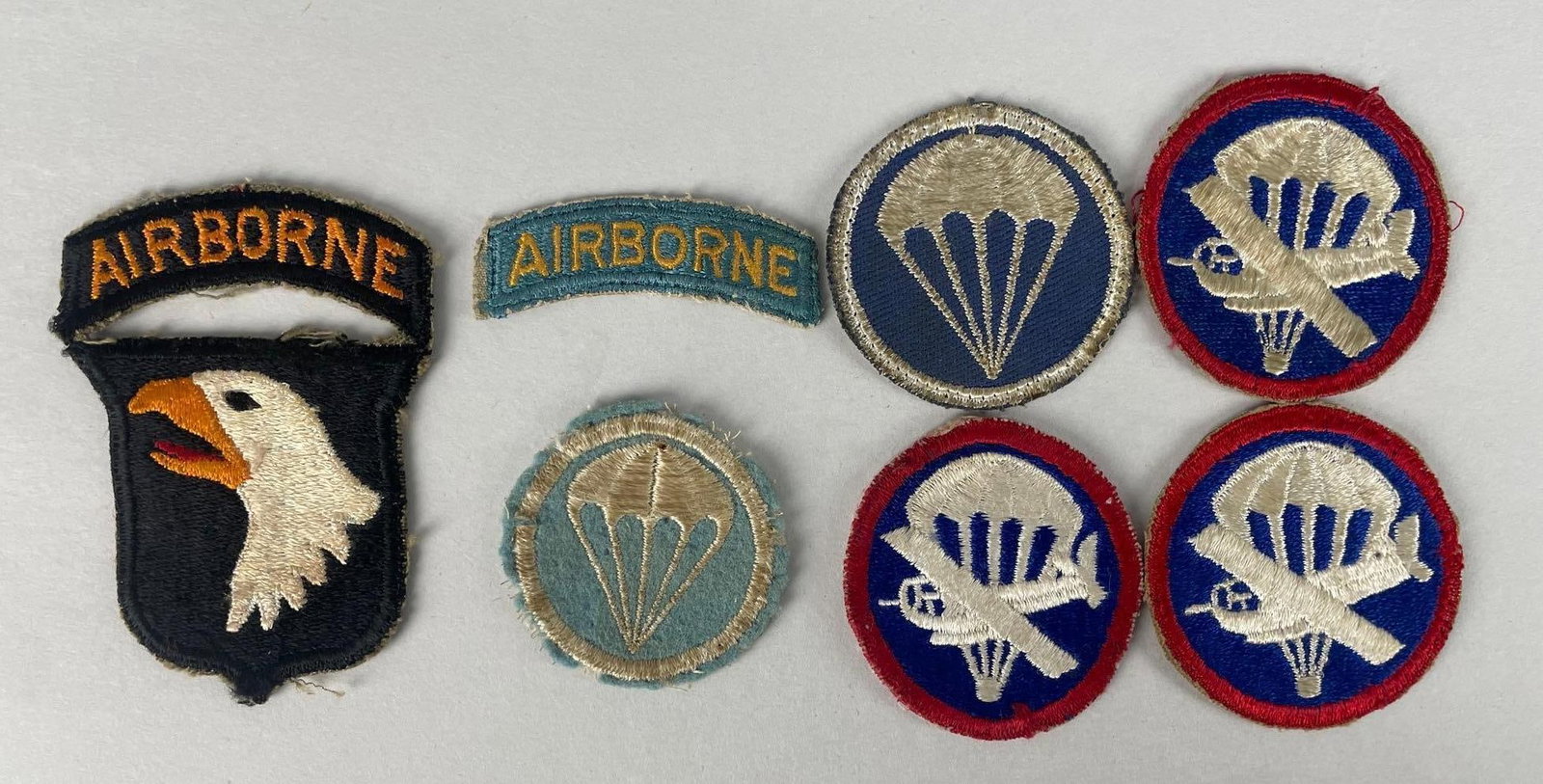 Group of WW2 U.S. Army Airborne Patches: Includes para infantry, 101st screaming eagle