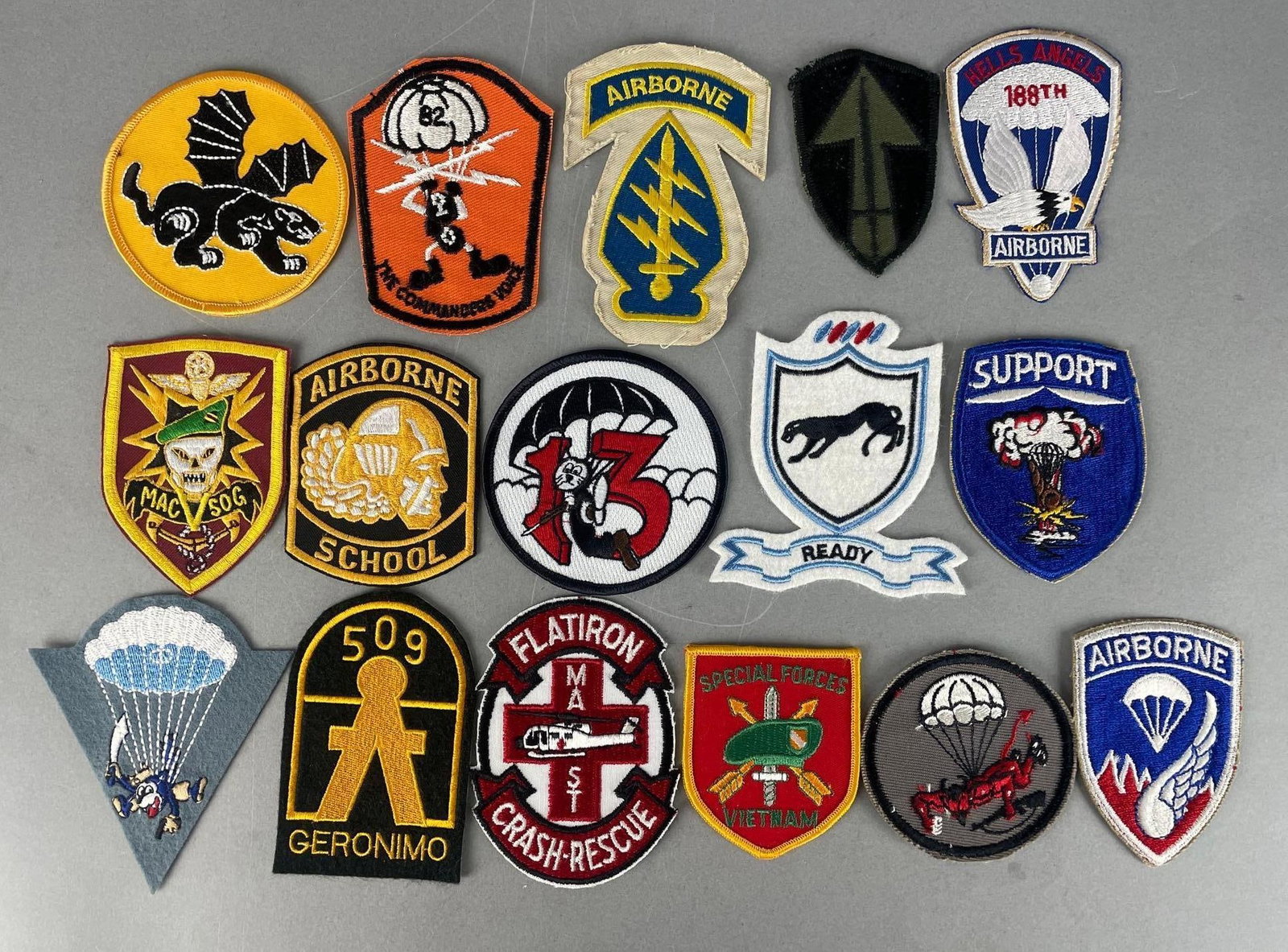Group of Vietnam U.S. Airborne Patches (1 of 3)