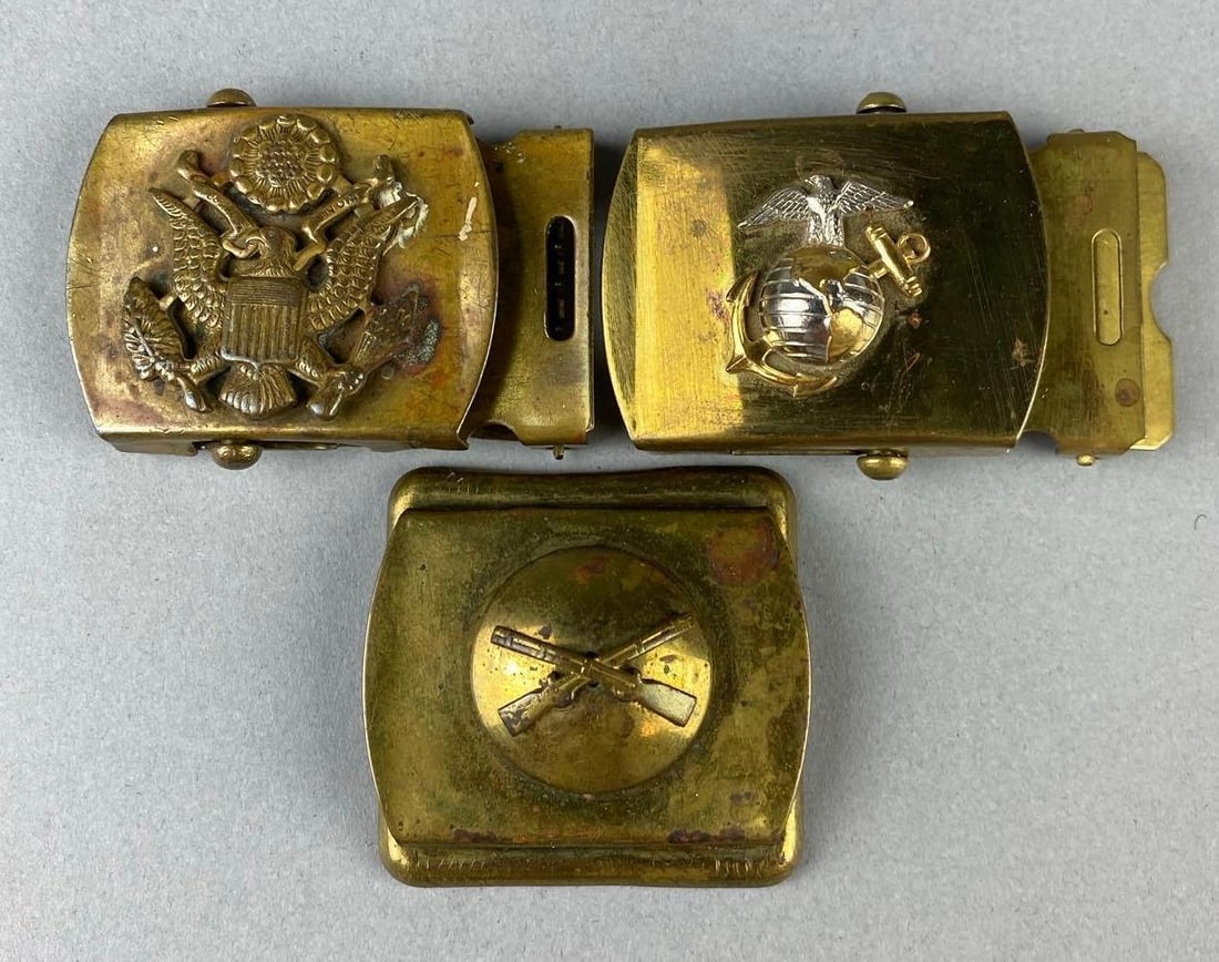 Group of 3 WW2 US Military Brass Web Belt Buckles (1 of 2)