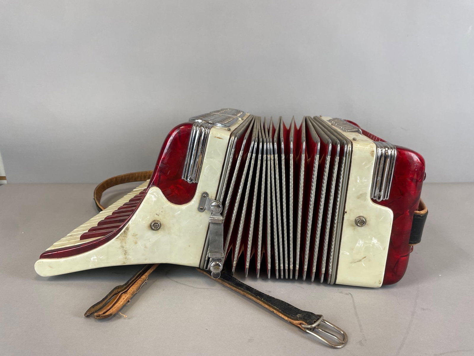 Vintage Hoffmann Accordion - 3