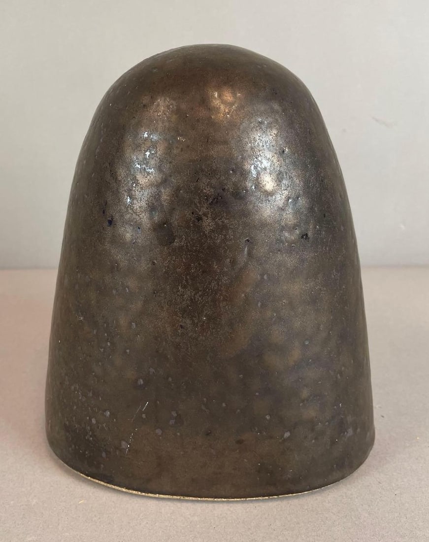 Wizard of Clay Pottery Vase: Bloomfield NY, measures 7 1/2" x 6 1/2" x 4 1/2"
