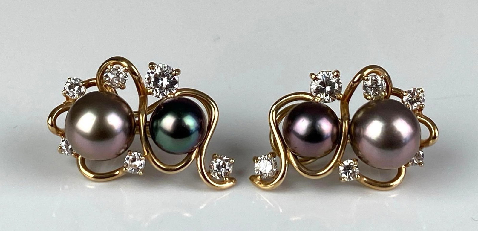 14K Yellow Gold Diamond Pearl Drop Earrings: Total weight of 10.6 grams, each measures 1? H x 1/2? W