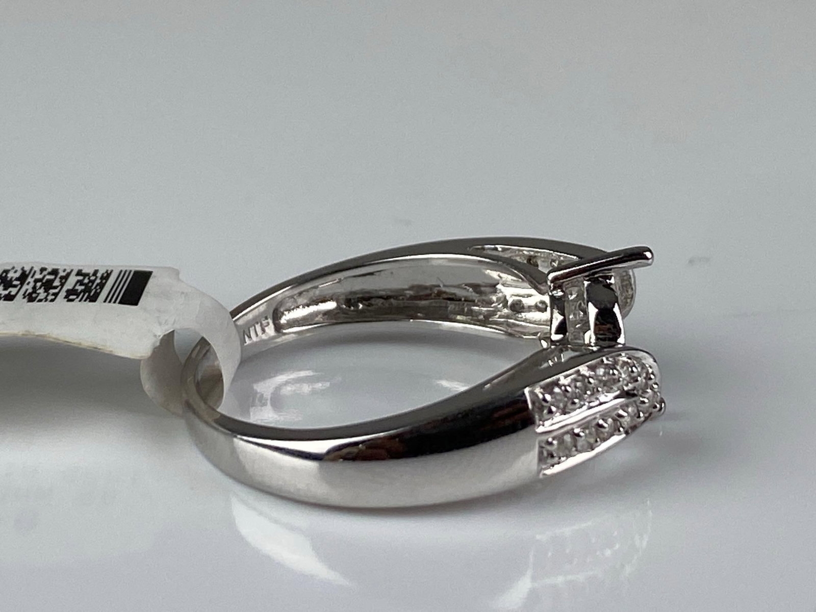 Signed 10K White Gold Diamond Ring - 4