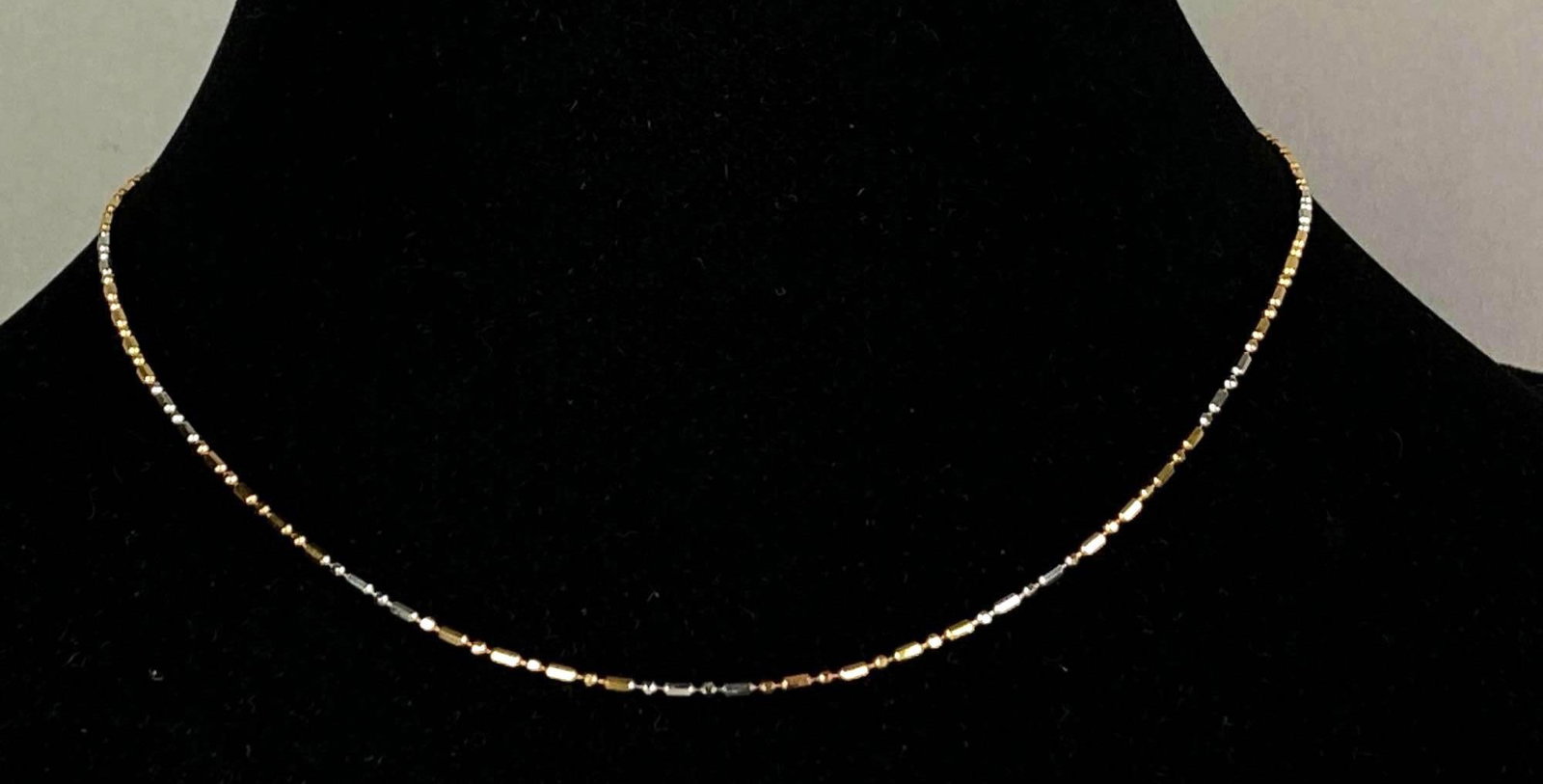 Italian 18K Yellow / White Gold Beaded Chain Necklace: Total weight of 3.6 grams, measures 15 1/2? In length