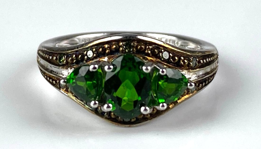 Thai Sterling Silver Emerald and Green Sapphire Ring: Size 7