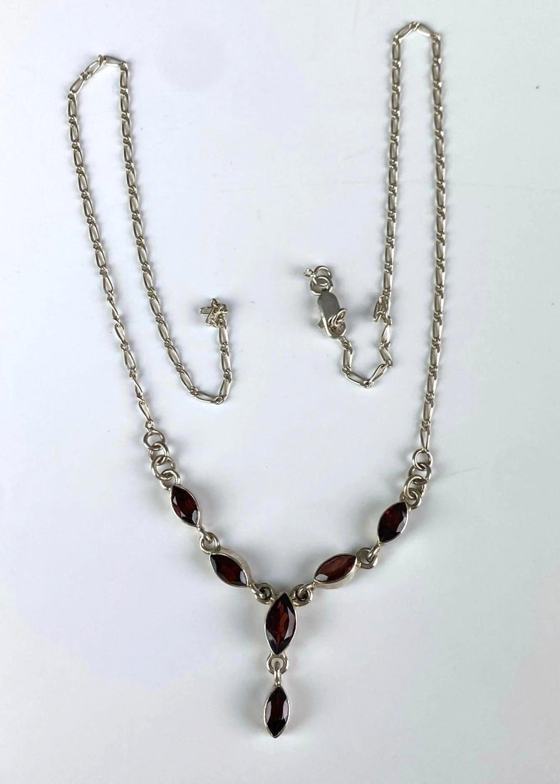 Sterling Silver Chain Murquise Garnet Necklace: Measures 18? in length