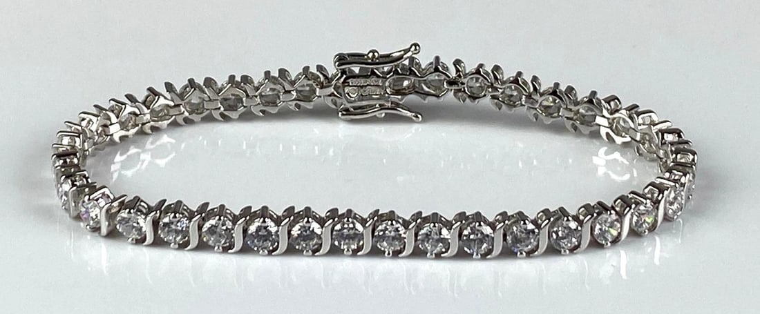 Chinese Sterling Silver CZ Bracelet: Measures 7? in length