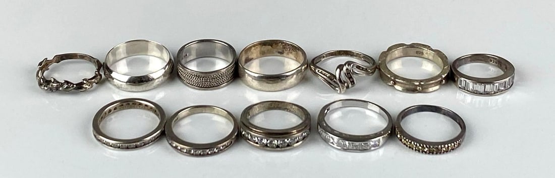 Group of 12 Sterling Silver Rings (1 of 3)