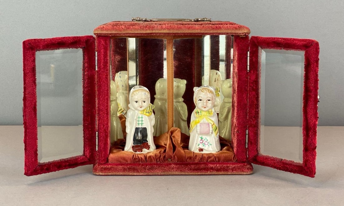 Vintage Porcelain Figural Salt and Pepper Shakers in Velvet Display Case (1 of 3)