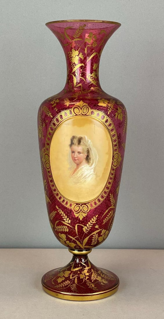 Antique Moser Gilt Floral Motif Cranberry Glass Portrait Vase: Antique Bohemian Gilt Floral Motif Cranberry Glass Portrait Vase Hand painted, Measures 14 1/2? H x 4 3/4? W x 4 3/4? D