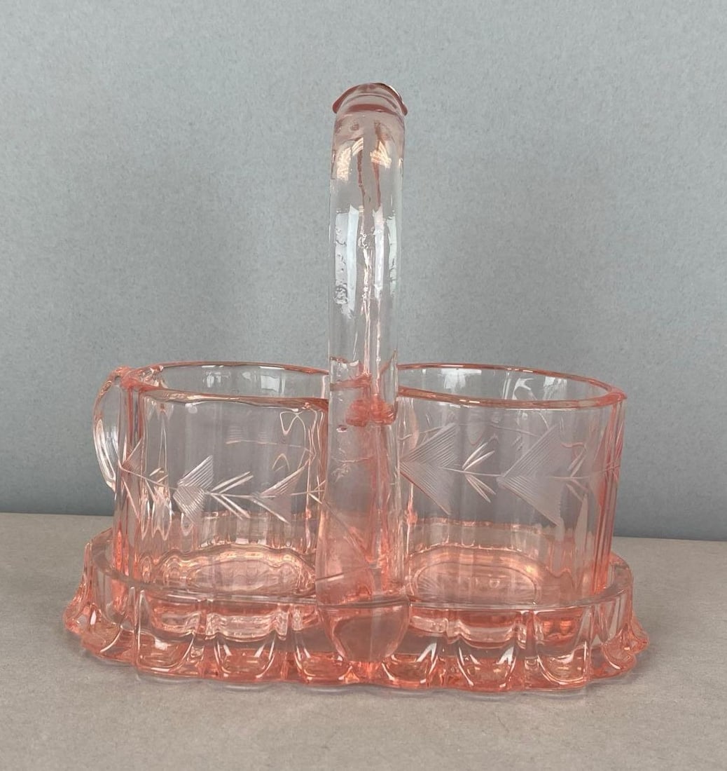 Antique Pink Art Glass Sugar and Creamer Set (1 of 3)