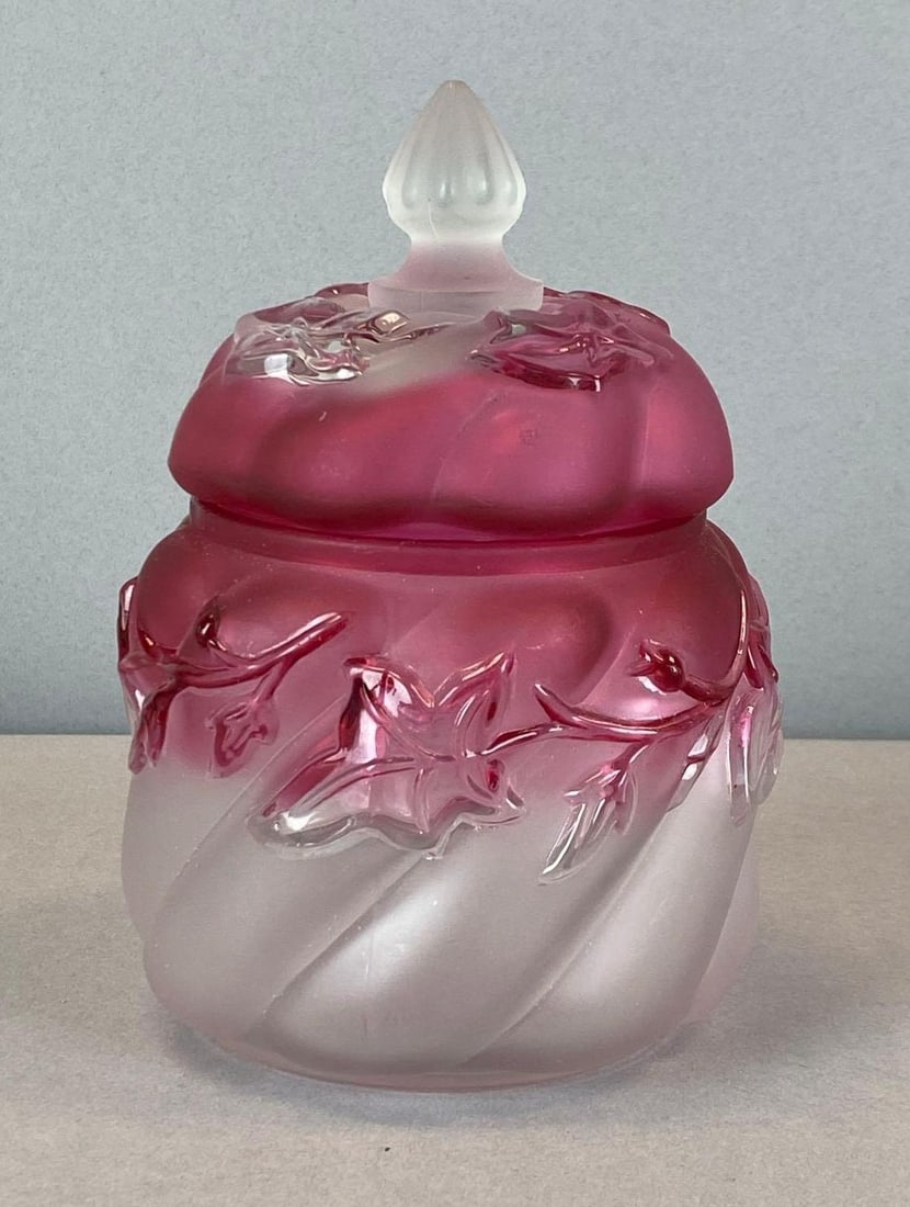 Antique Northwood Royal Ivy Cranberry Flash Frosted Glass lidded Jar: Measures 6? H x 4? W x 4? D