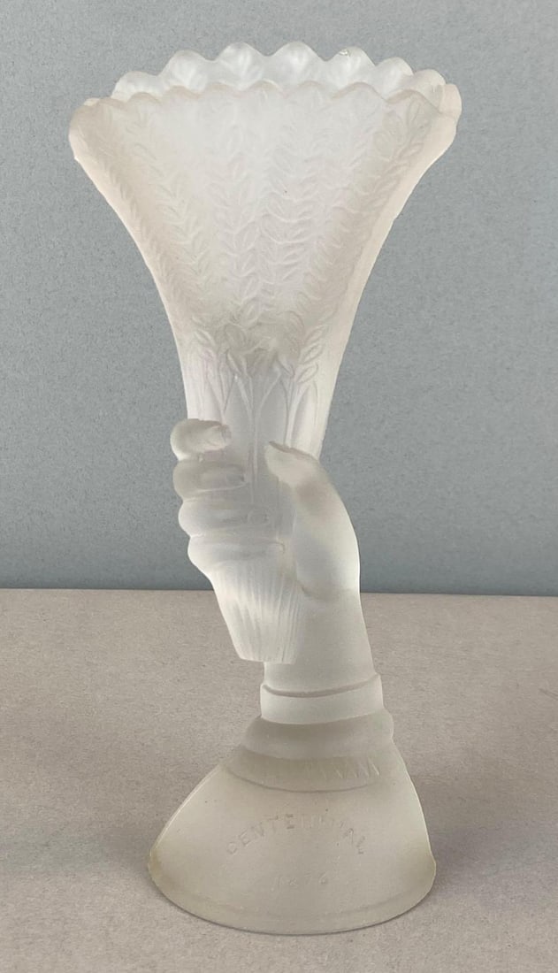 Gillinder & Sons 1876 Centennial Pressed Glass Vase (1 of 4)