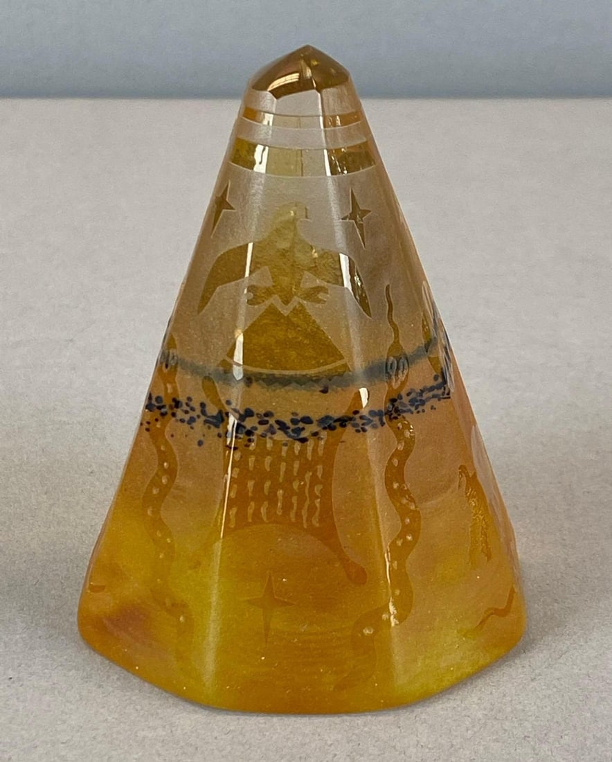 Caithness Glass LE Native American Sacred Spirit Art Glass Paperweight (1 of 6)