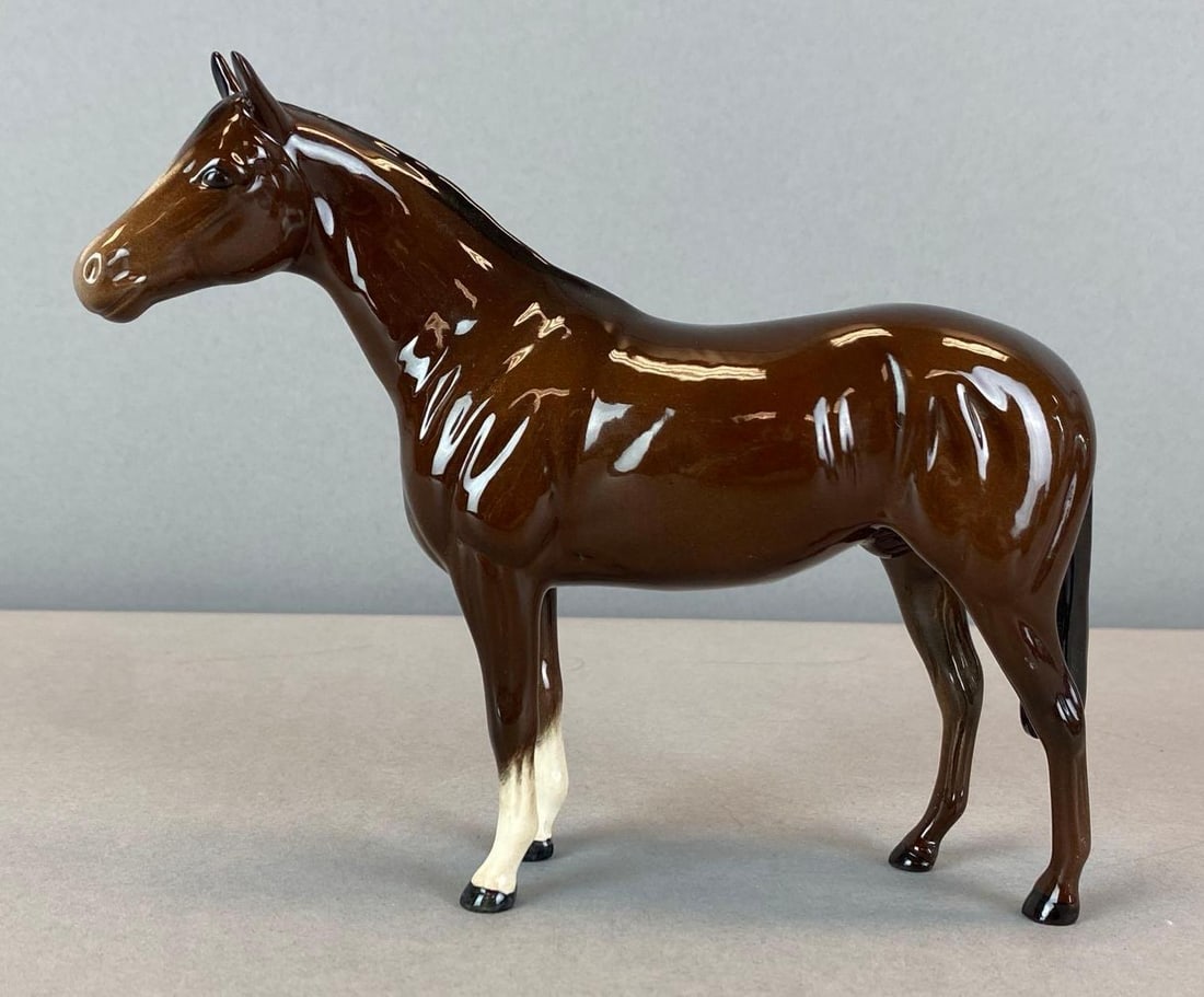 Royal Dolton Porcelain Horse Figurine (1 of 4)
