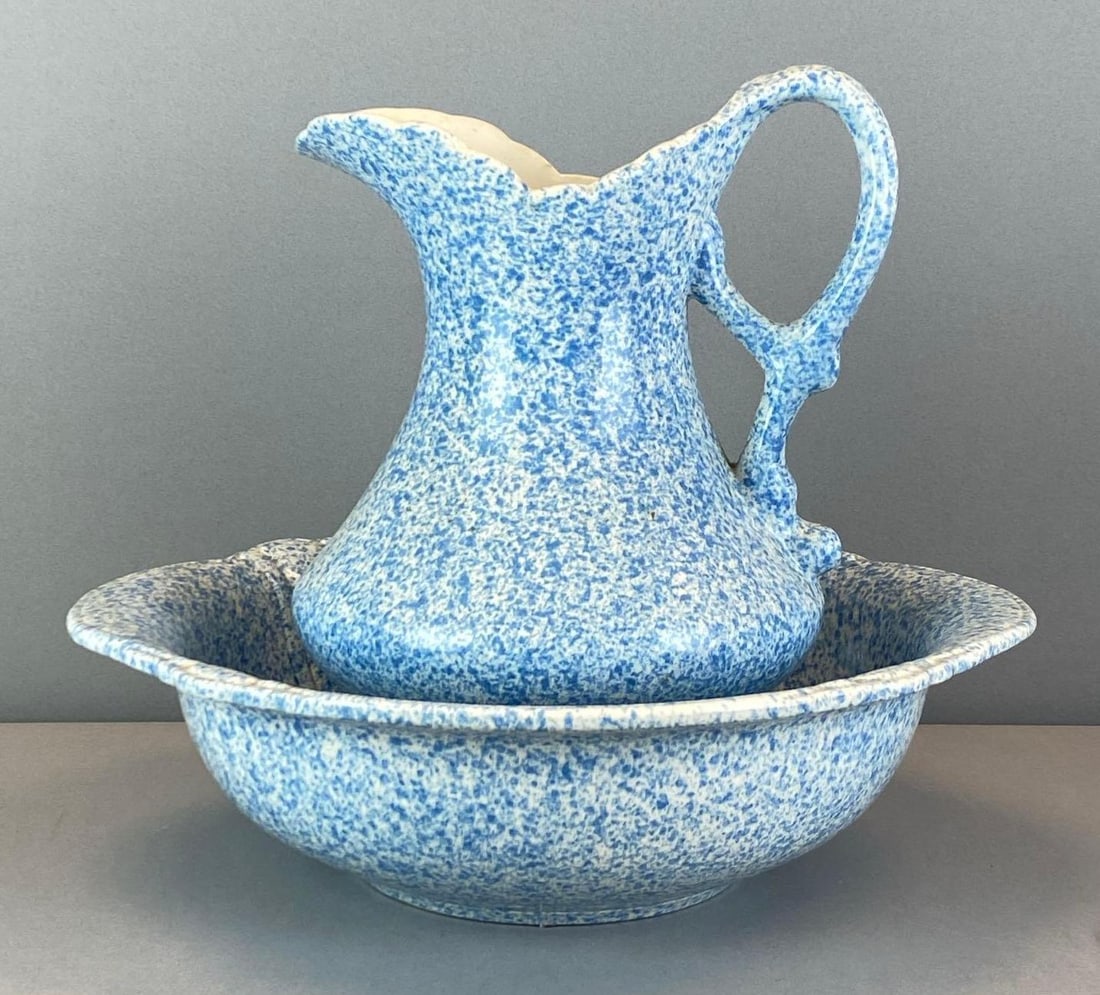 Vintage Treasure Craft Blue Spongeware Porcelain Wash Basin and Pitcher Set (1 of 4)