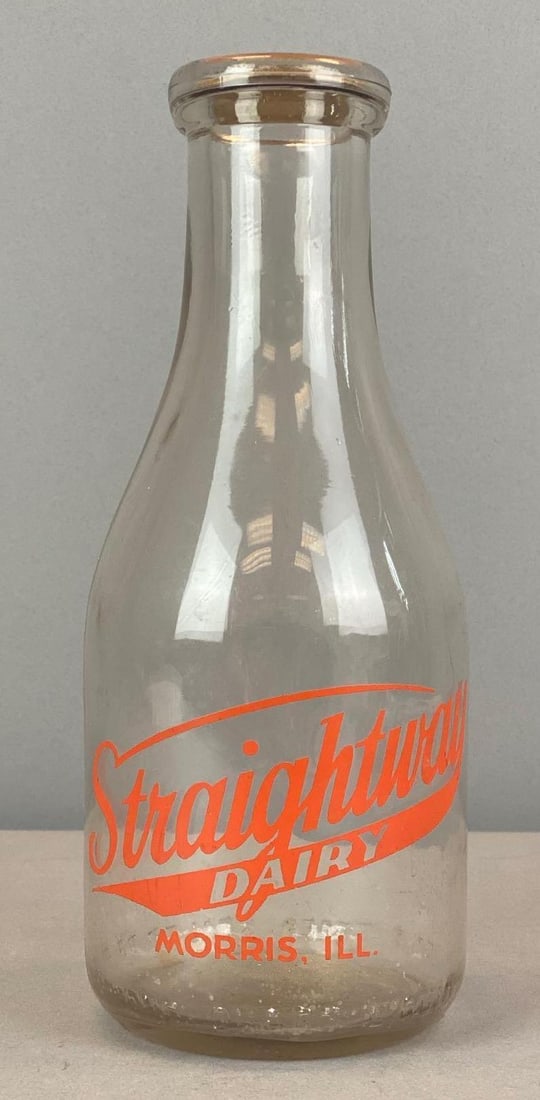 Straightway Dairy Morris IL 1 Qt Glass Milk Bottle (1 of 4)