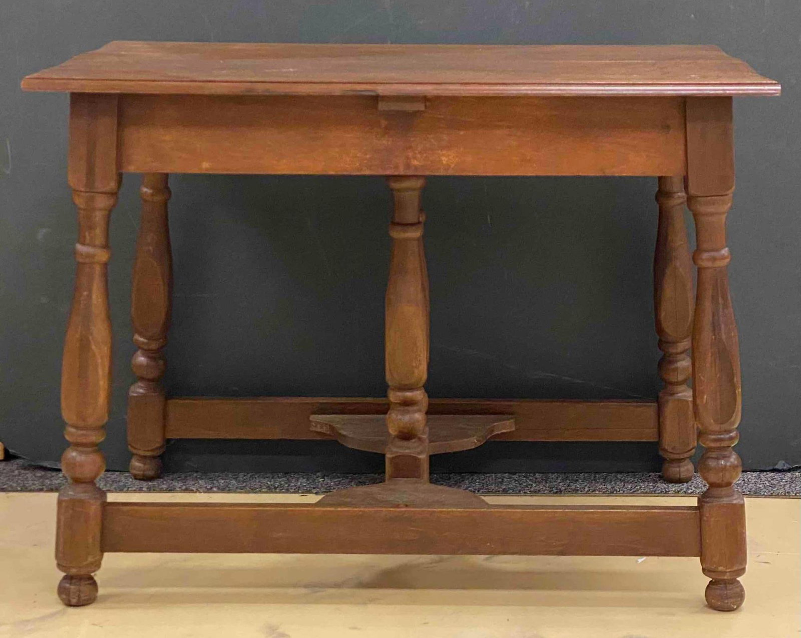 Vintage Oak Dining Table (1 of 3)