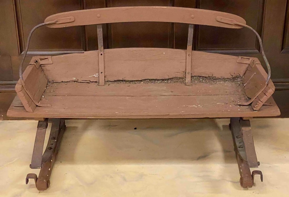 Antique Buggy Buck Board: Measure H 24 x W 26 x L 39 inches. Has been painted brown. No in house Shipping! Third party recommended.