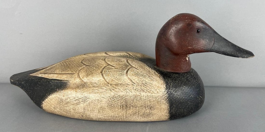 Vintage Michigan Canvasback Drake Duck Decoy: Attributed to the Snow family, glass eyes, missing keel, solid, original paint, measures 7 1/2" x 18 1/2" x 7"