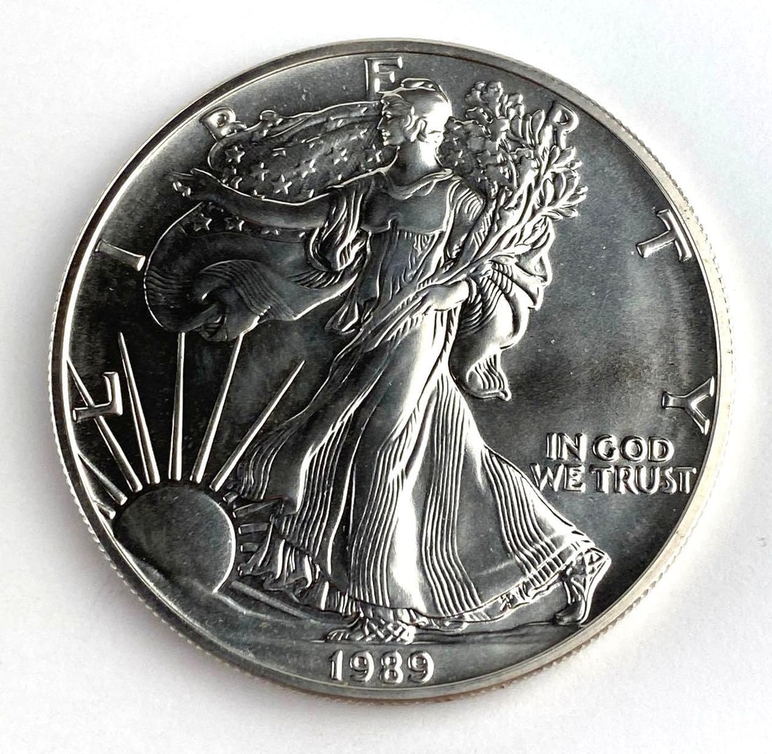 1989 US 1 Oz American Silver Eagle (1 of 2)