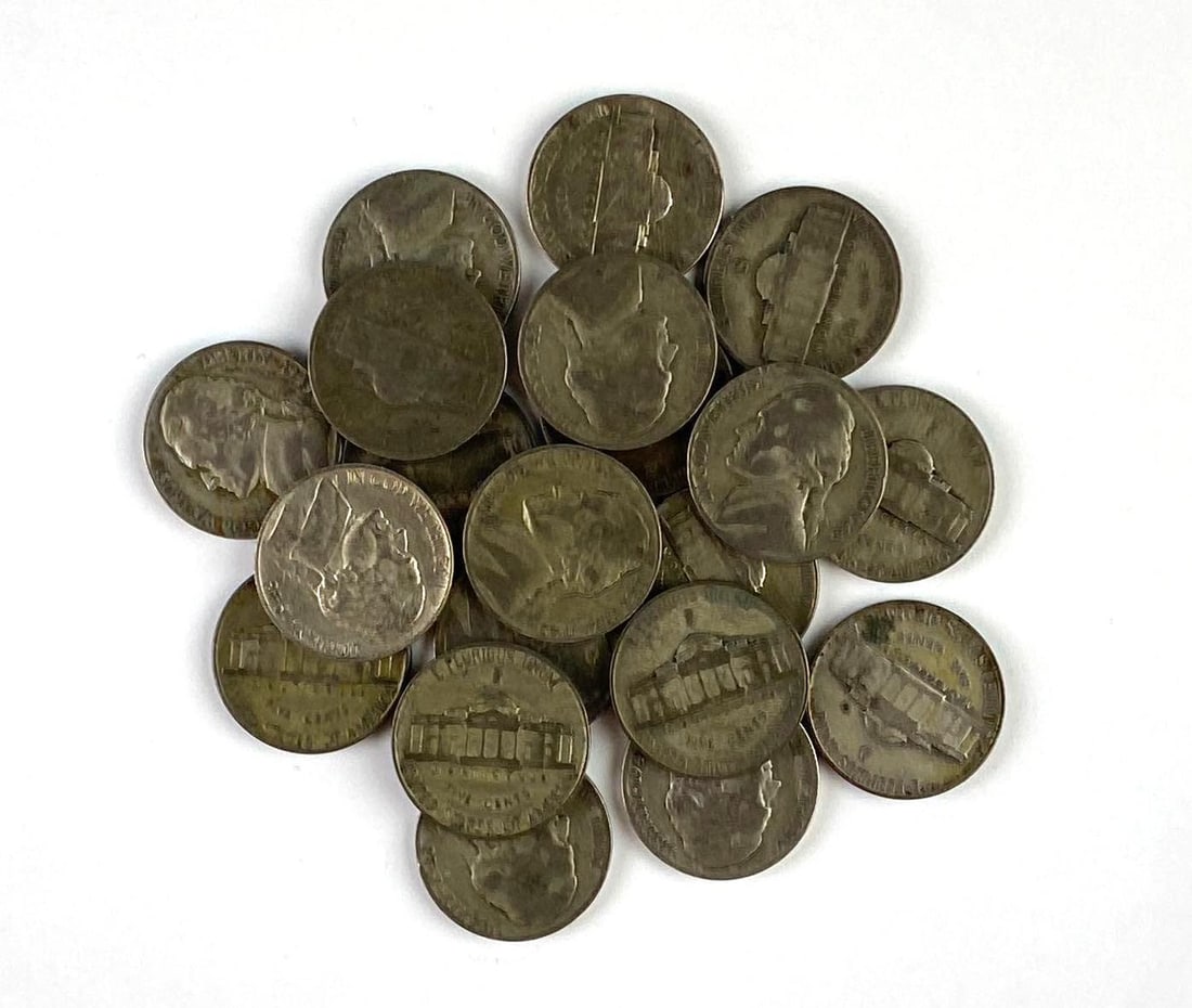 Group of 20 WW2 US Jefferson Silver Nickels: Group of 20 1942-1943 US Jefferson Silver Nickels