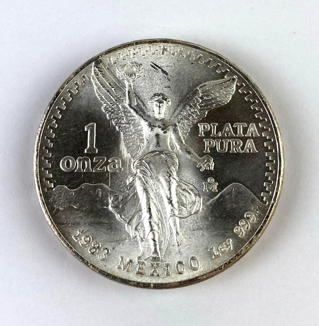 1983 Mexico Libertad 1 Onza 1 Oz .999 Fine Silver Round: 1983 Mexico Libertad 1 Onza 1 Oz .999 Fine Silver Round