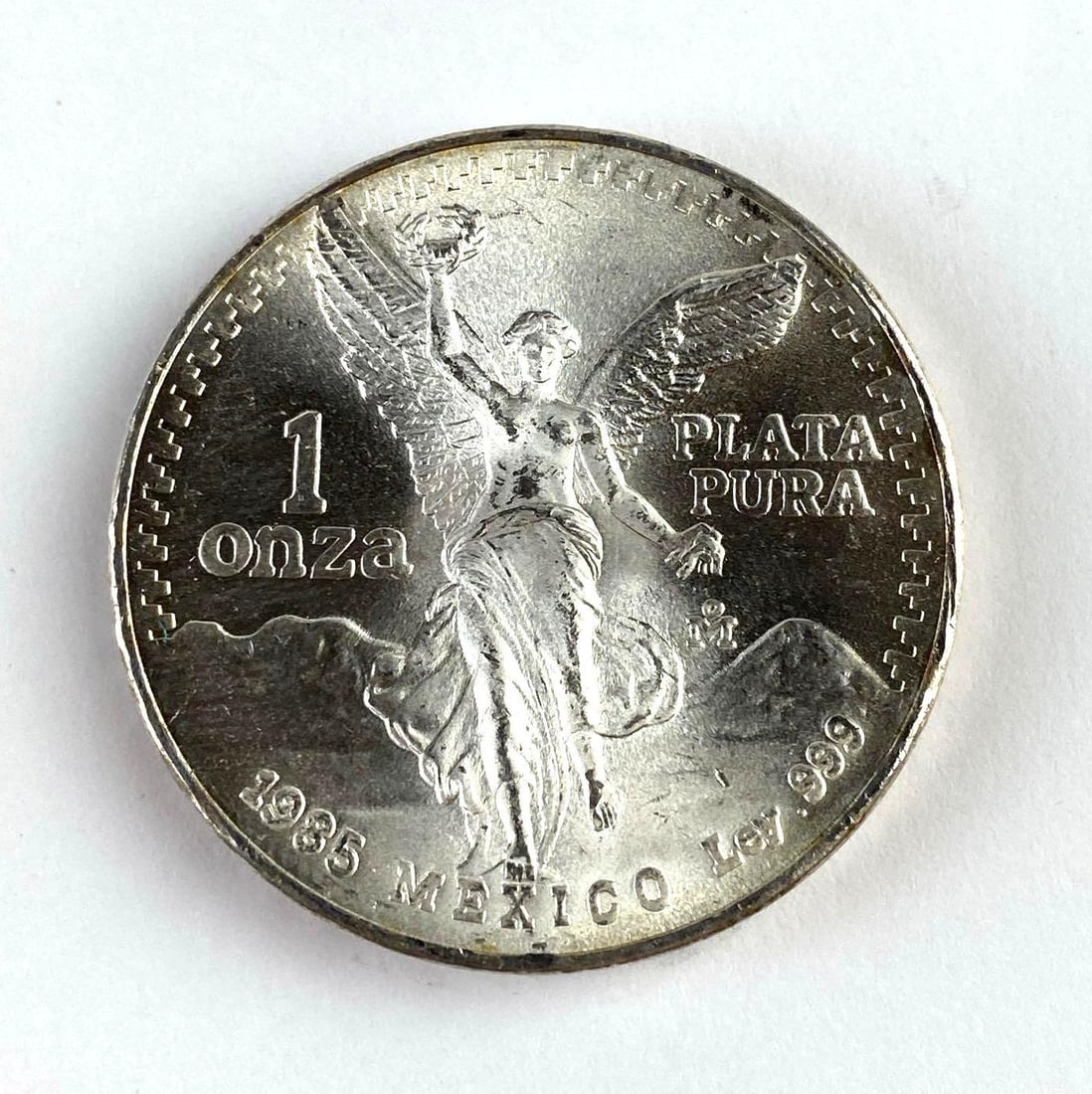 1985 Mexico Libertad 1 Onza 1 Oz .999 Fine Silver Round: 1985 Mexico Libertad 1 Onza 1 Oz .999 Fine Silver Round