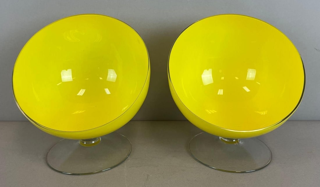 Group of 2 MCM Yellow Glass Footed Fruit Bowls (1 of 3)