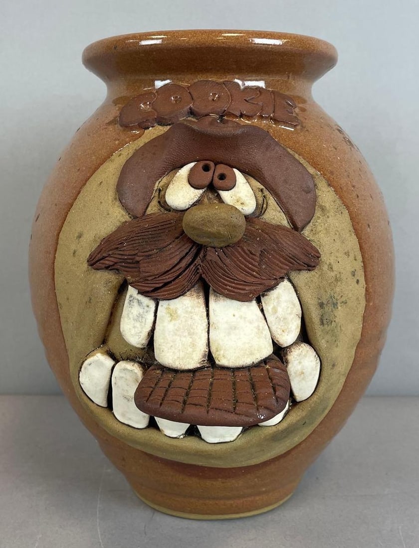Vintage Stoneware Silly Face Cookie Jar (1 of 5)