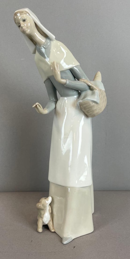 Lladro Shepherdess with Dog Porcelain Figurine: Measures 11"