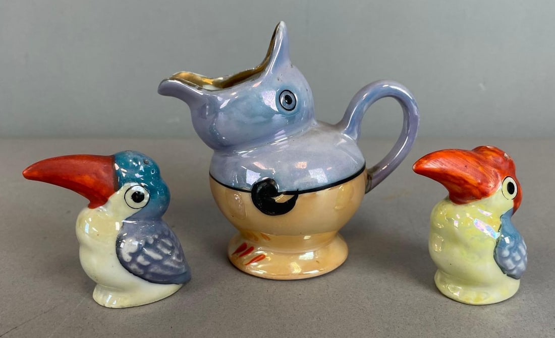 Group of Vintage Japanese Lusterware Bird Salt and Pepper Shakers and Creamer (1 of 4)