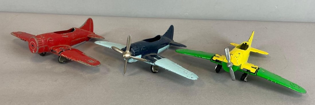 Group of Vintage Hubley Kiddie Toy Die-Cast Airplanes: Red missing prop, each measure 2 1/2" x 9" x 6 1/2"