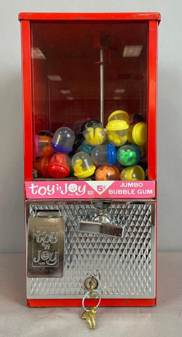 Toy 'n Joy 5? Vending Machine with Toy Prizes: Working condition with keys, measures 14 1/2" x 6 1/2" x 8 1/4"