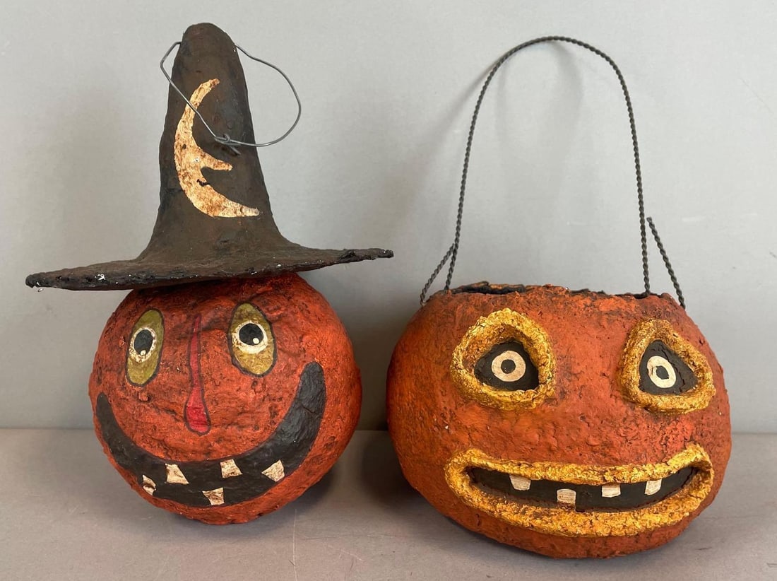 Group of 2 Artist Signed Paper Mache Halloween Jackolanterns (1 of 4)
