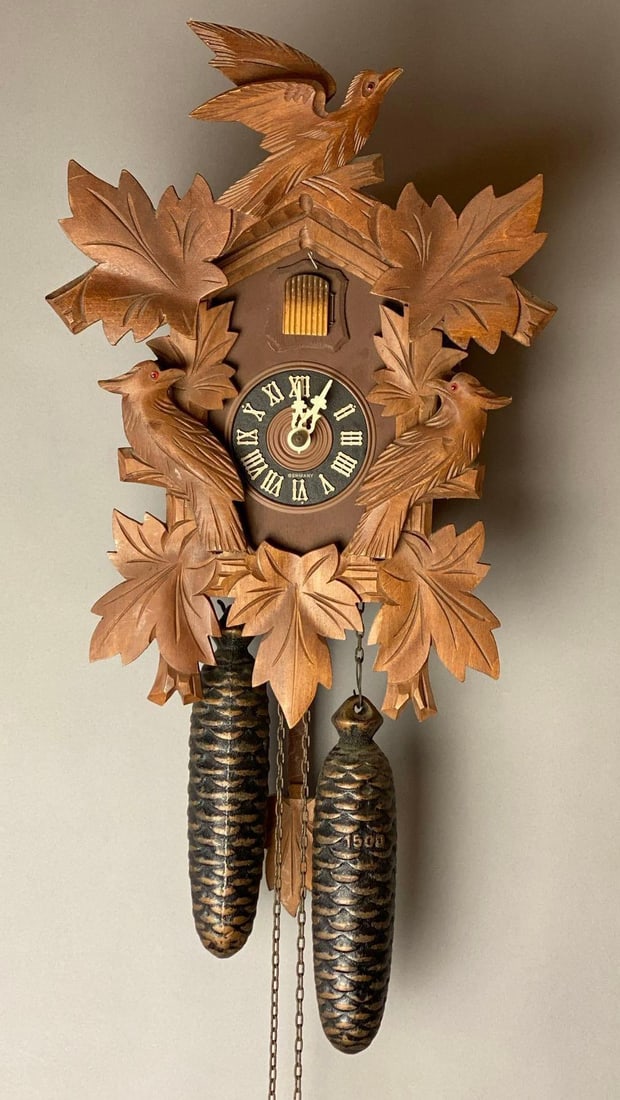 Vintage West German Cuckoo Clock (1 of 6)