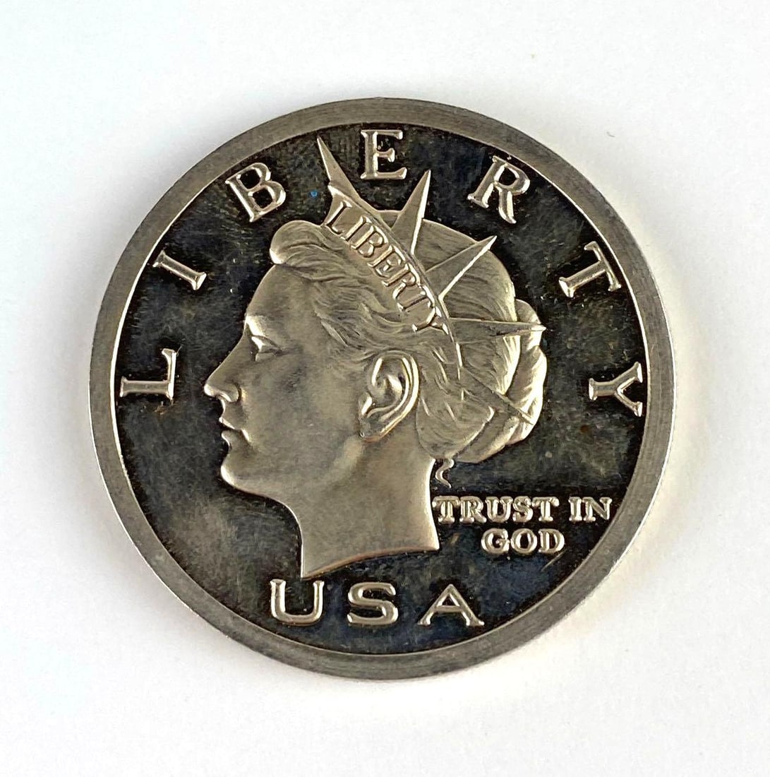 2003 Norfed Liberty 1 Oz .999 Fine Silver Round: 2003 Norfed Liberty 1 Oz .999 Fine Silver Round