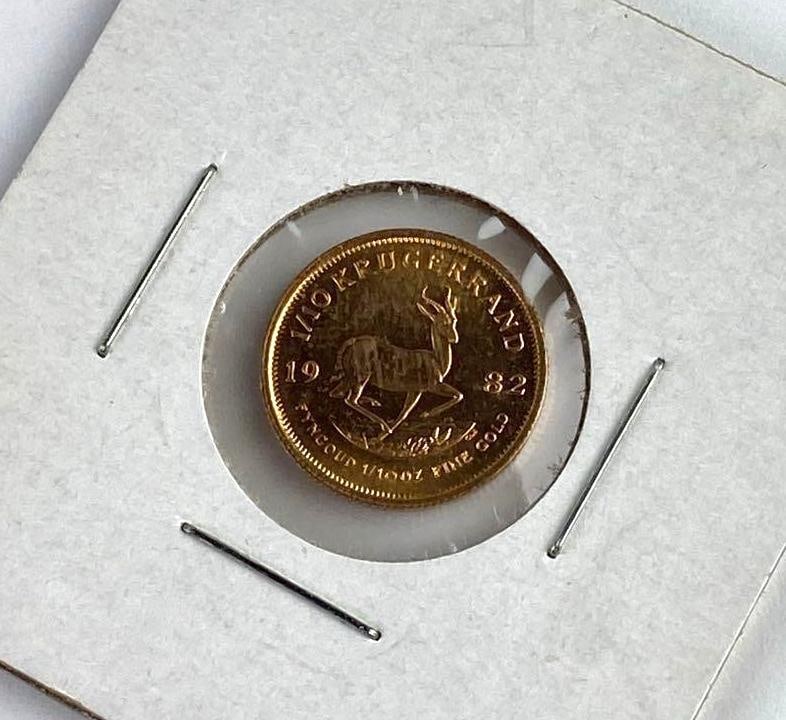 1982 South Africa 1/10 Krugerrand 1/10 Oz Gold Coin (1 of 2)