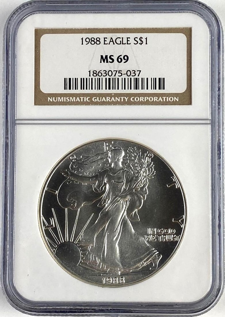 1988 US 1 Oz American Silver Eagle NGC MS69: 1988 US 1 Oz American Silver Eagle NGC MS69