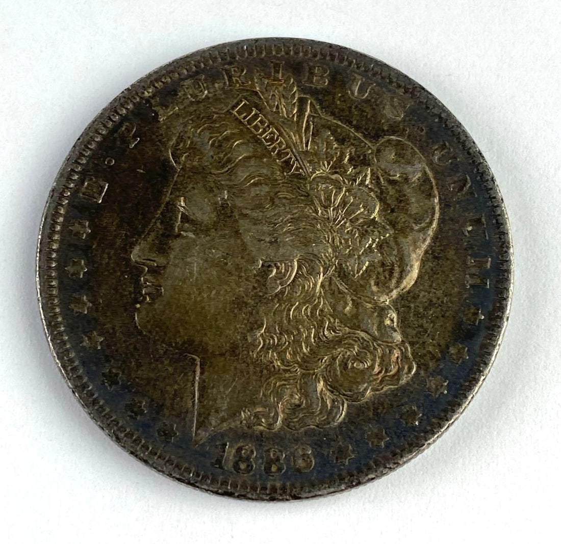 1886 US Morgan Silver Dollar (1 of 2)