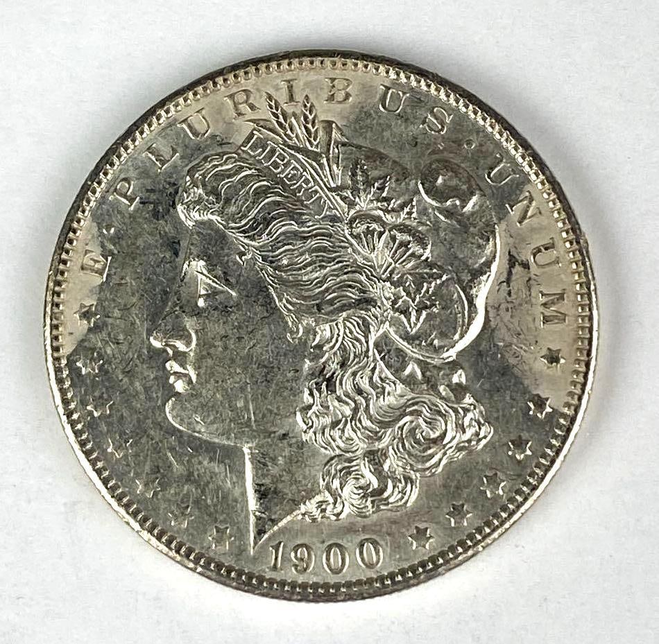 1900 US Morgan Silver Dollar (1 of 2)