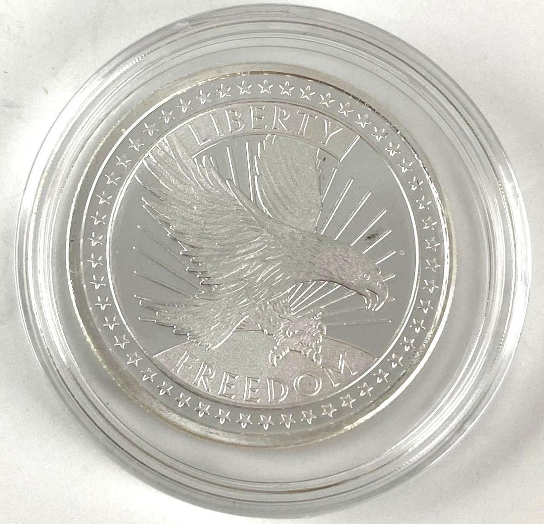 SD Bullion Liberty Freedom 1 oz .999 Fine Silver Round: SD Bullion Liberty Freedom 1 oz .999 Fine Silver Round