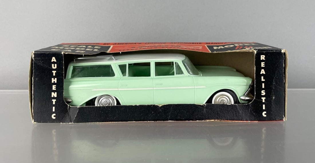 Jo-Han 1960 Nash Rambler Station Wagon Dealership Promo Car: White green, nonworking friction, rough clear windows, original box