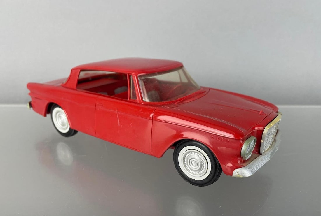 Jo-Han 1962 Studebaker Lark Hardtop Dealership Promo Car: Red and silver interior, nonworking friction, rubs on fenders