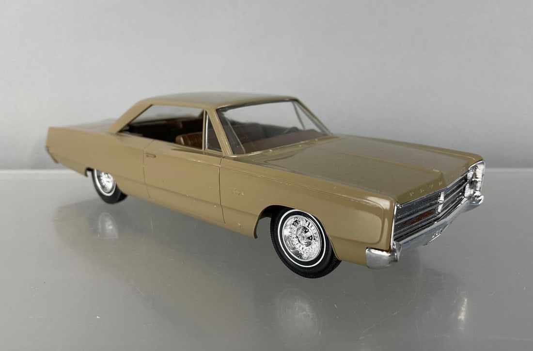 1967 Plymouth Fury III Hardtop Dealership Promo Car: Gold, working front friction