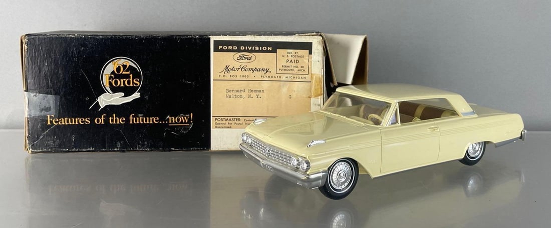 1962 Ford Galaxie 500 Dealership Promo Car (1 of 8)